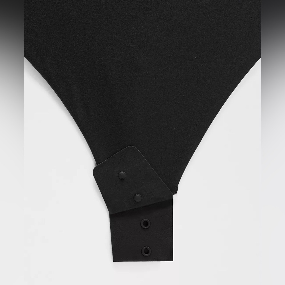 NWT Lulu Wundermost Ultra-Soft Nulu Square-Neck Long-Sleeve Bodysuit
Shine - XL - Picture 6 of 6